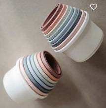 Mushie: Stacking cups toy - Lilith Loves Henry